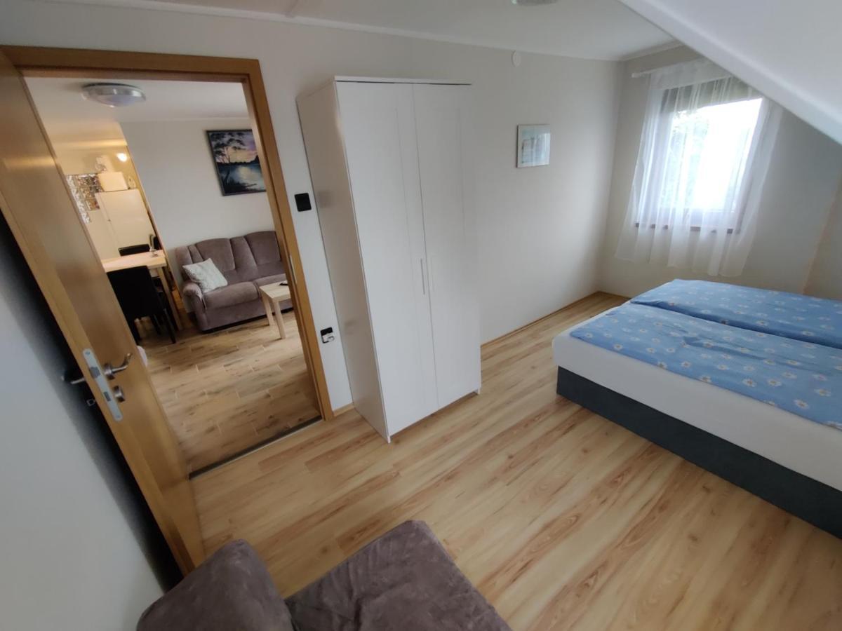 Bertalan Apartman Вонярцвашгедь Екстер'єр фото