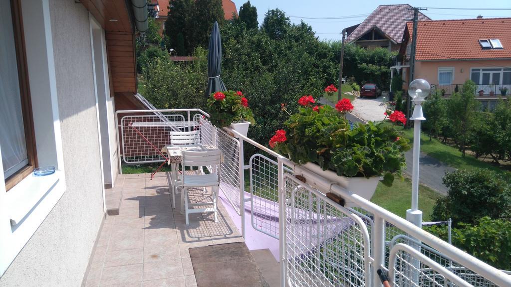 Bertalan Apartman Вонярцвашгедь Екстер'єр фото